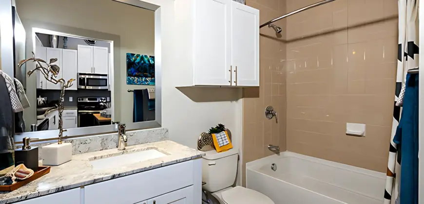 Gallery At Domain-Edge/Parkside