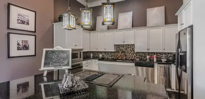 Grand Estates At Kessler Park