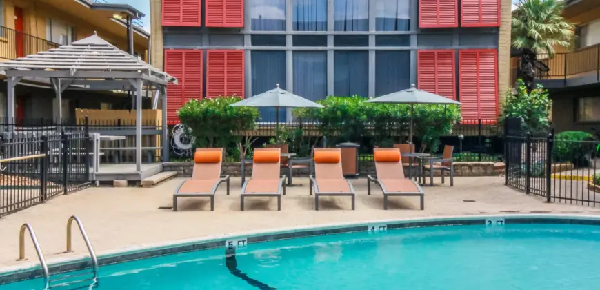 Greenway Court