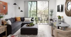 Griffis At The Domain