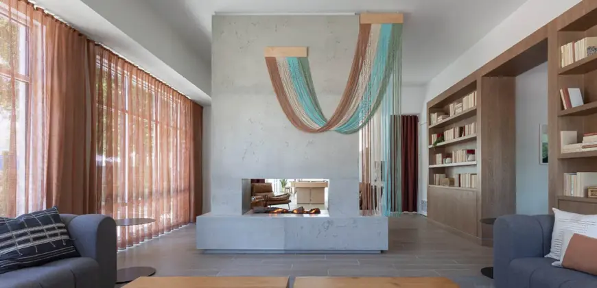 Griffis At The Domain III