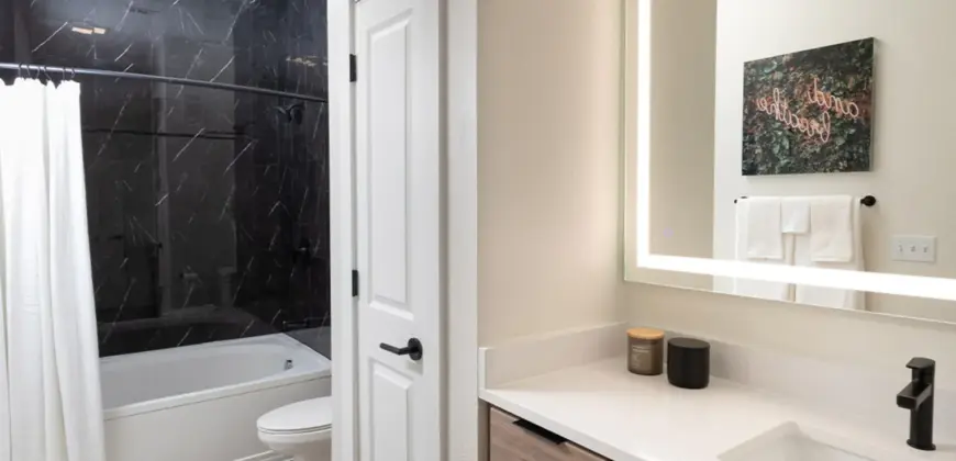 Griffis At The Domain III