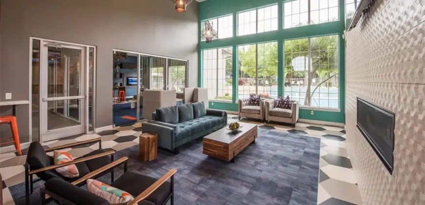 Griffis Lakeline Station