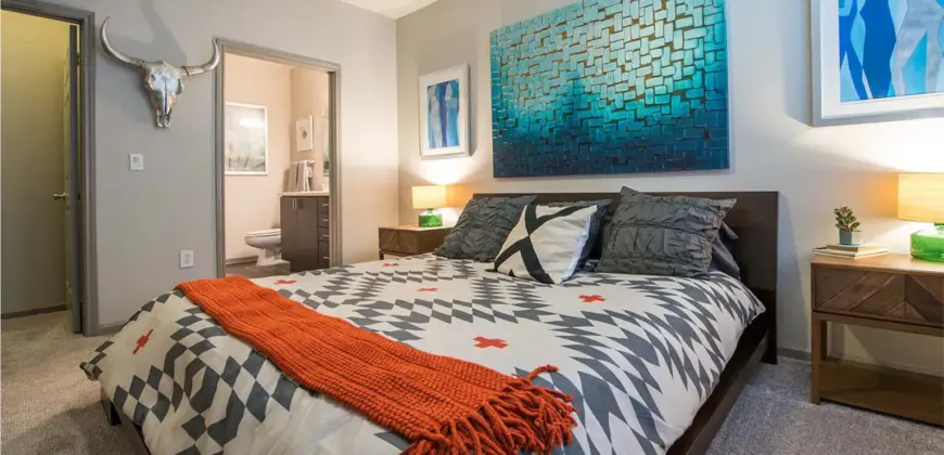 Griffis Lakeline Station