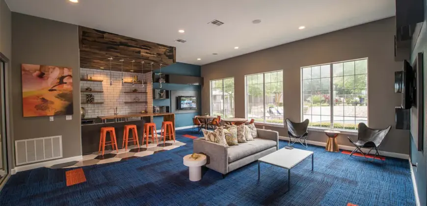 Griffis Lakeline Station