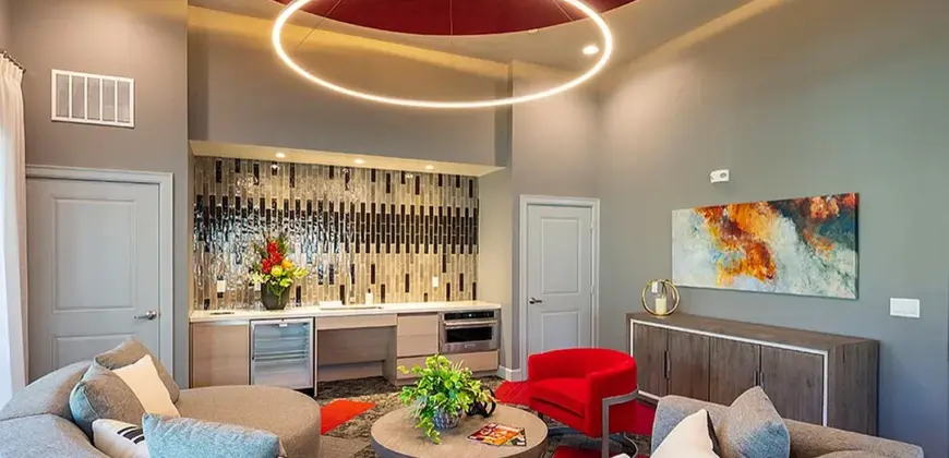 Imperial Oaks Square