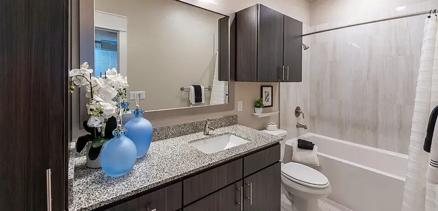 Imperial Oaks Square