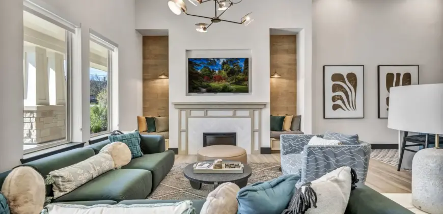 James On Grand Avenue