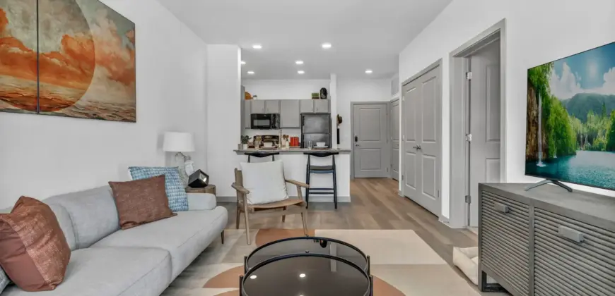 James On Grand Avenue