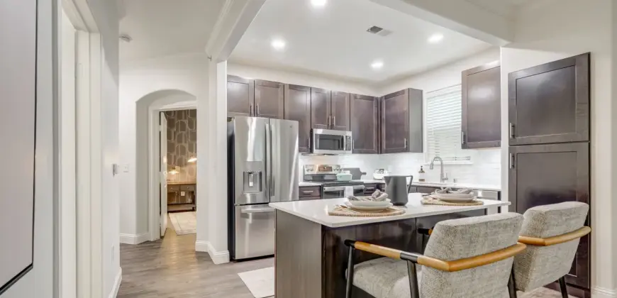 La Villita Lakeside & Landings