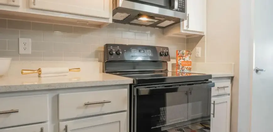 Lakebridge Townhomes