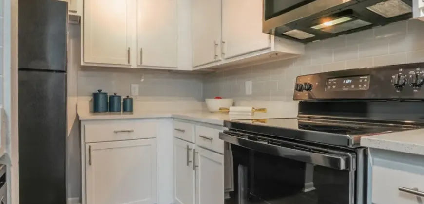 Lakebridge Townhomes