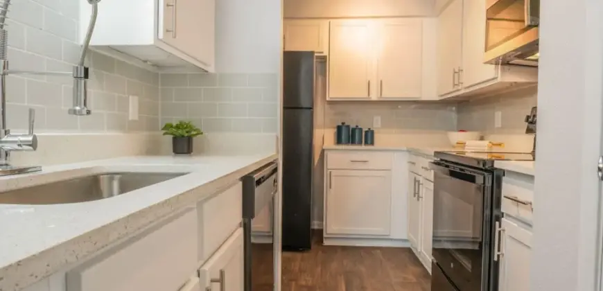 Lakebridge Townhomes