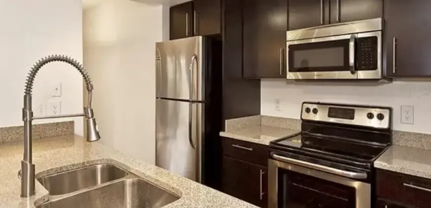 Lakehill Townhomes