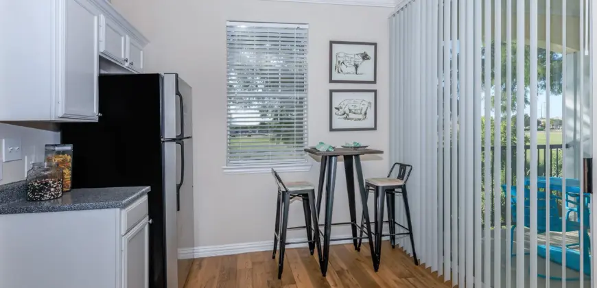 Lakepointe Residences