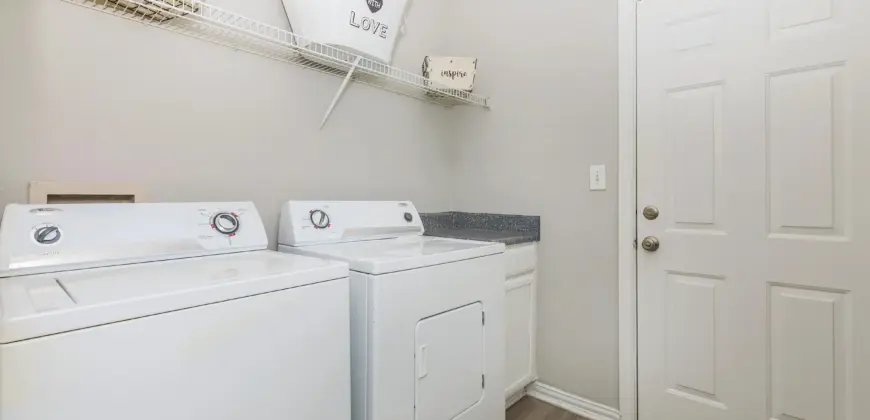 Lakepointe Residences