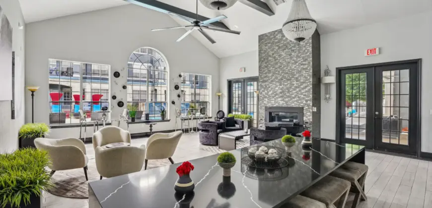 Lakeside At La Frontera