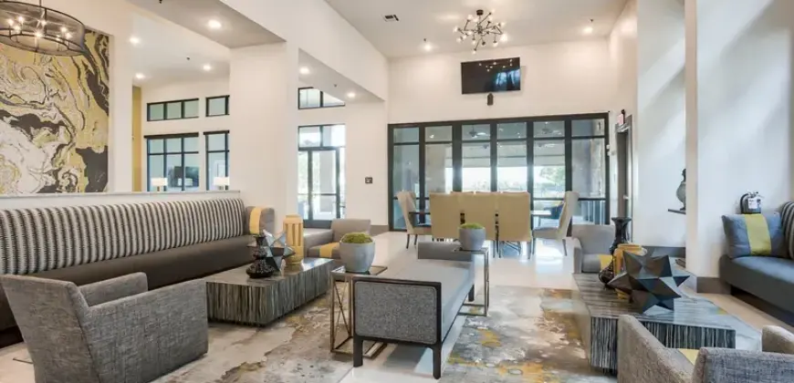 Lakeside Lofts