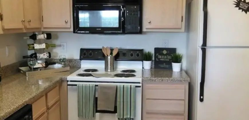 Lakeview Estate