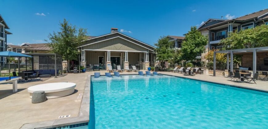 Landmark At Barton Creek