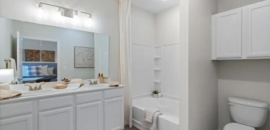 Landmark At Ninety Nine