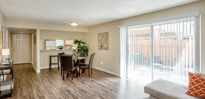 Las Velas At Hillcroft