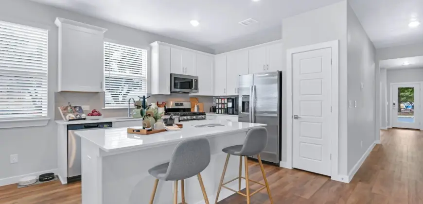 Los Cielos At Brooks