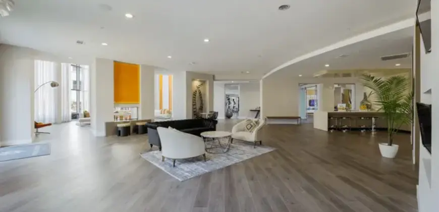 Maple District Lofts
