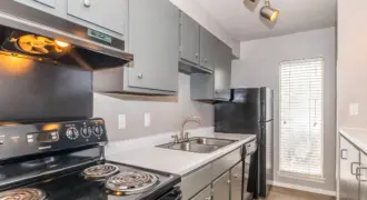 Maverick Oak Lawn