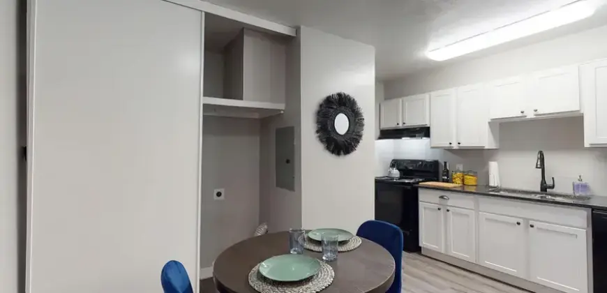 Maverick Oak Lawn