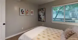 Maverick Oak Lawn
