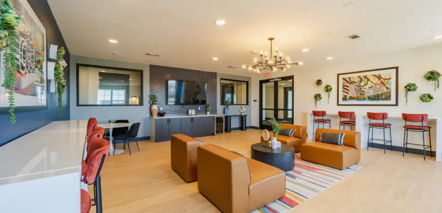 Midtown Highline (Longhorn)