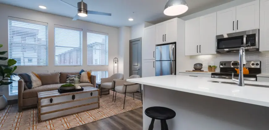 Midway Row House