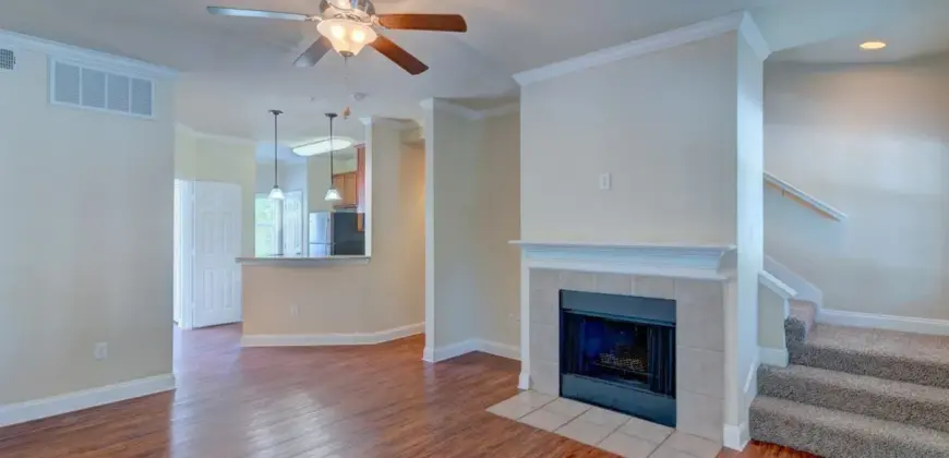 Monticello Oaks Townhomes