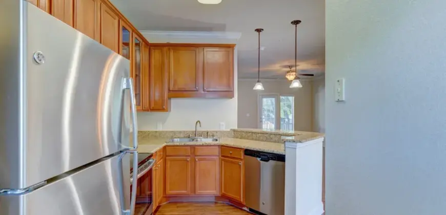 Monticello Oaks Townhomes