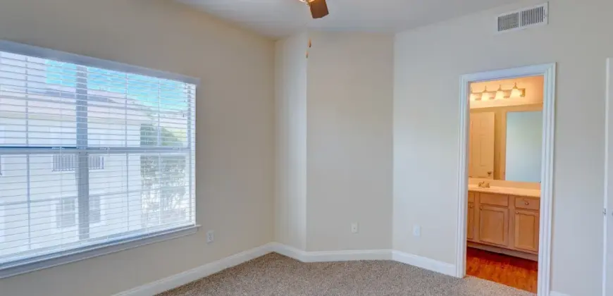 Monticello Oaks Townhomes