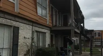 Oak Leaf Village
