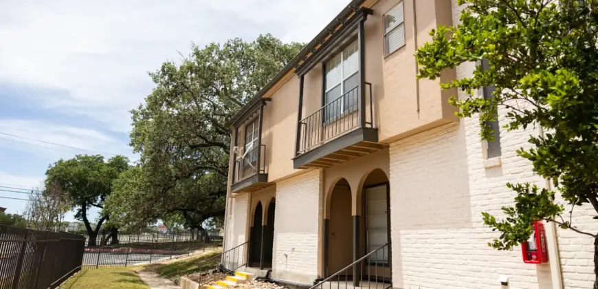 Oak Terrace