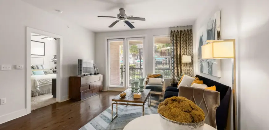 Olympus Grand Crossing