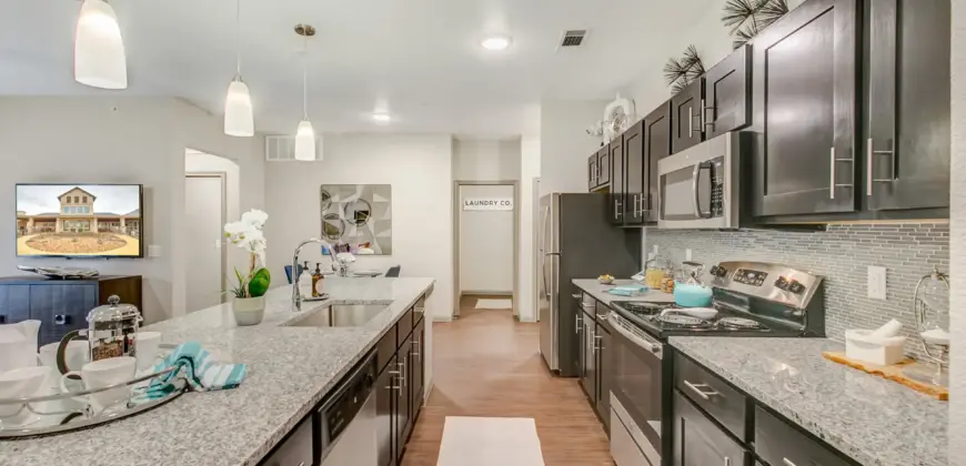 Park At Crystal Falls I