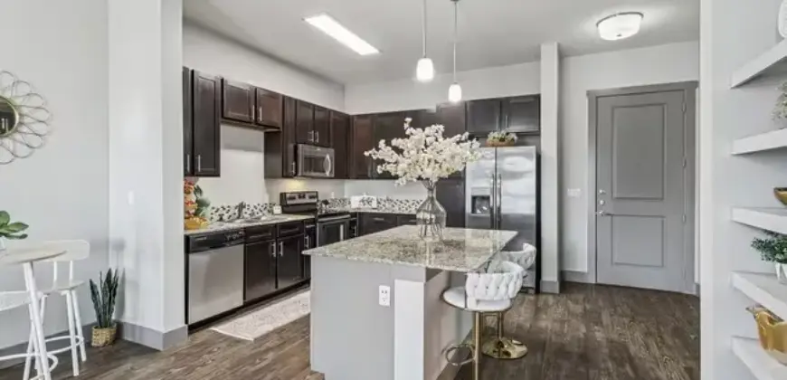 Parkside At So7 II