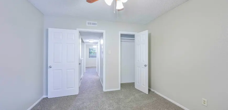 Parkwood Plaza Townhomes