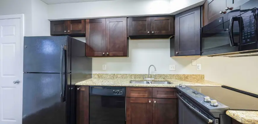 Parkwood Plaza Townhomes