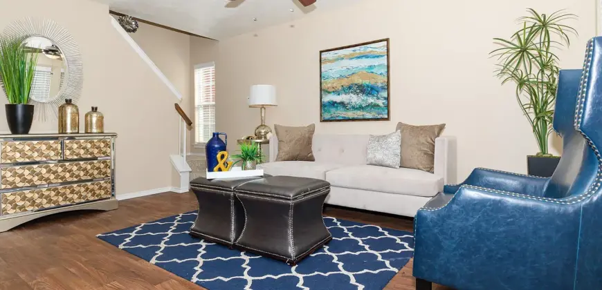 Plano Park Townhomes