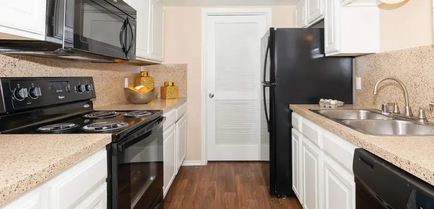 Plano Park Townhomes