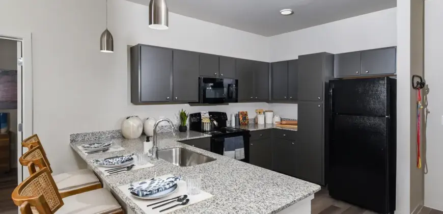 Residences At Decker