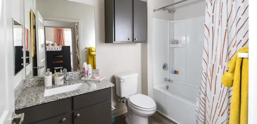 Residences At Decker