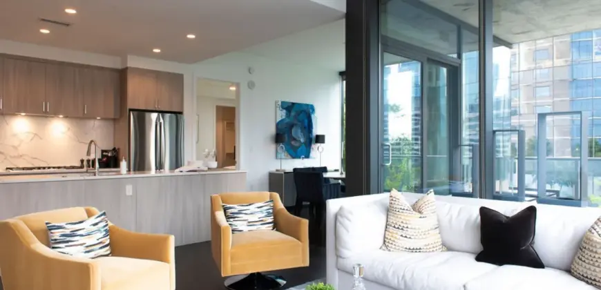 Residences At Park District