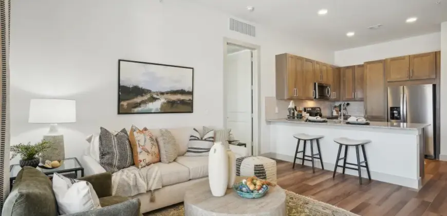 Residences At Promontory
