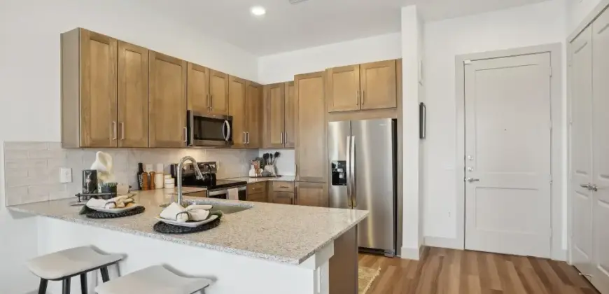 Residences At Promontory